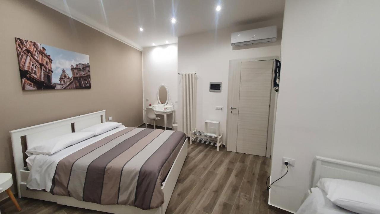 Garibaldi Rooms 29 - Piazza Marina A Palermo - In Pieno Centro. Exterior foto