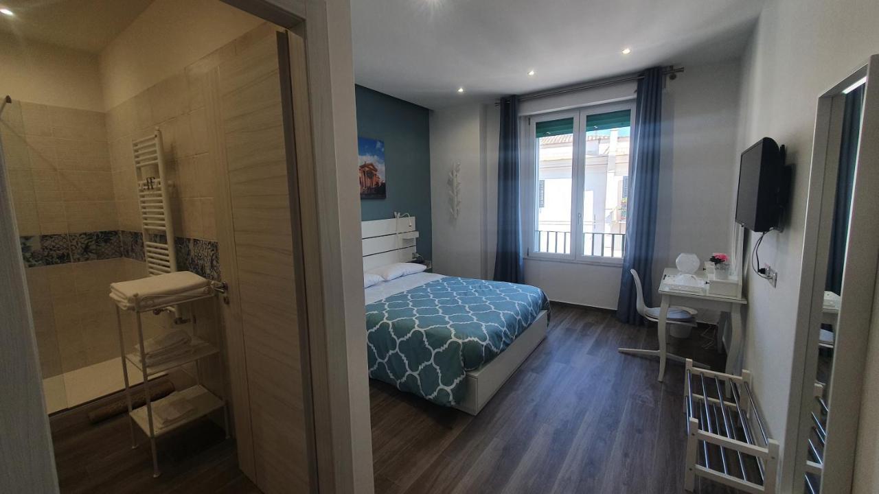 Garibaldi Rooms 29 - Piazza Marina A Palermo - In Pieno Centro. Exterior foto